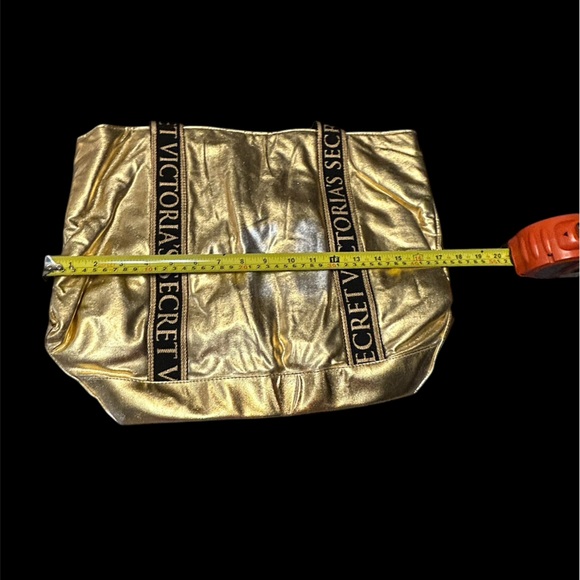 Victoria’s Secret Retro 2007 Gold Lame Tote Bag NWOT - Picture 2 of 5